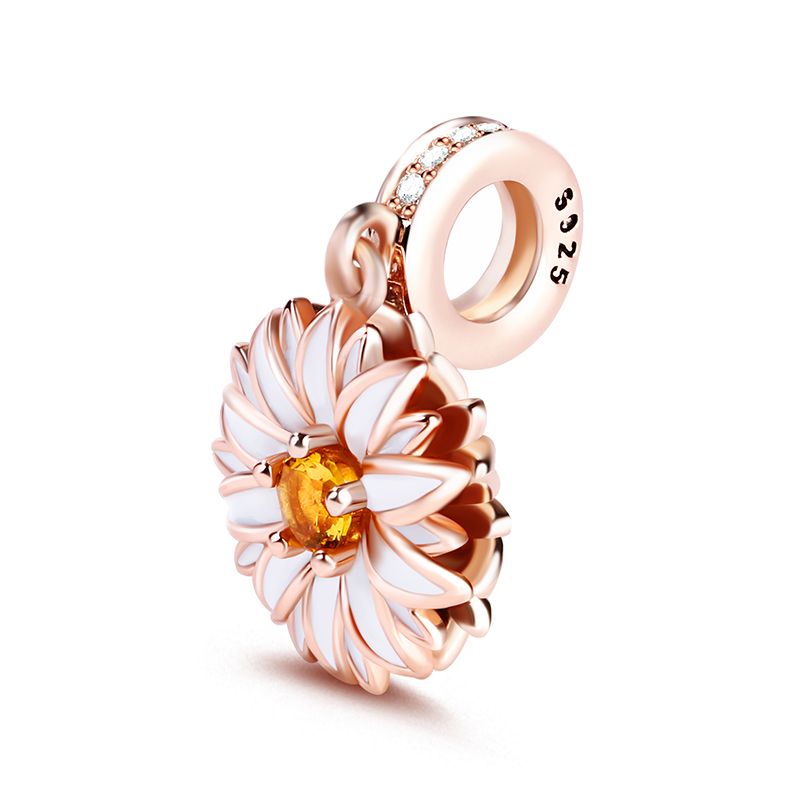 Daisy Pendant