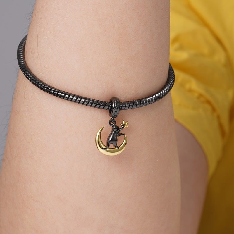 Cat & Moon Pendant