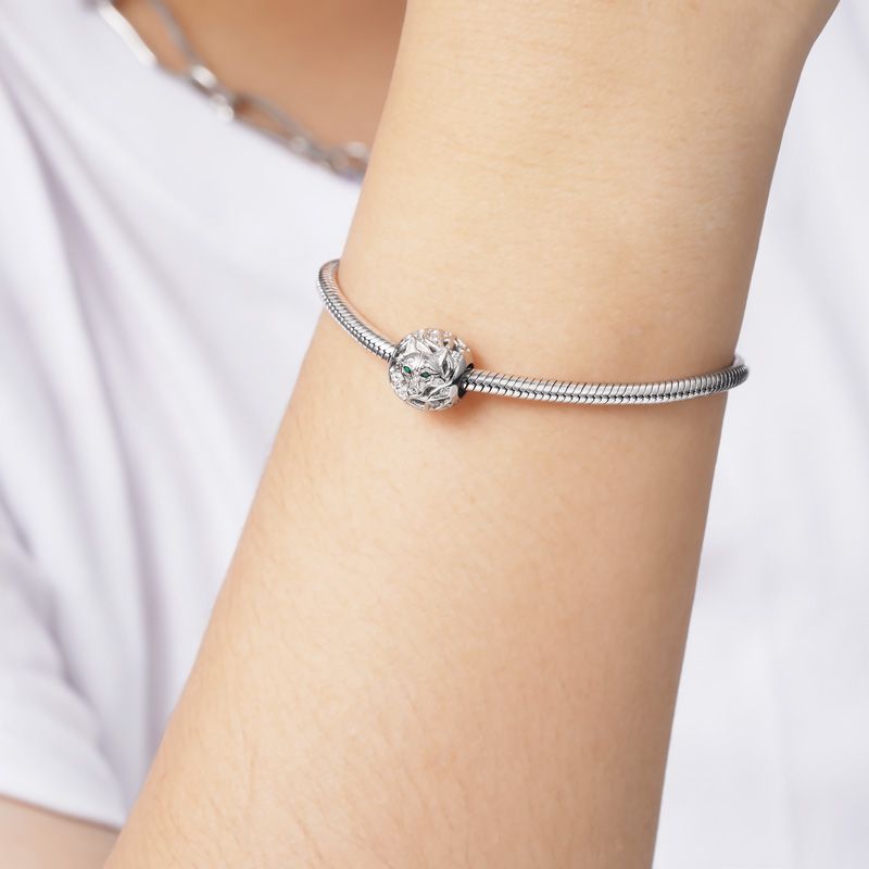 Wolf Charm