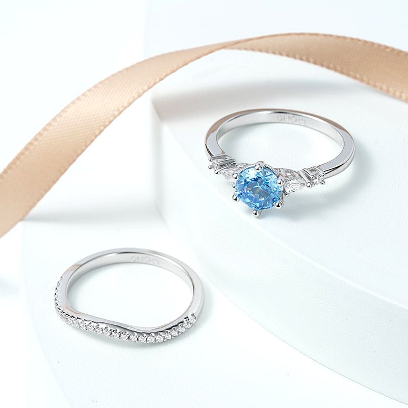 Round-cut Stacking Ring Set
