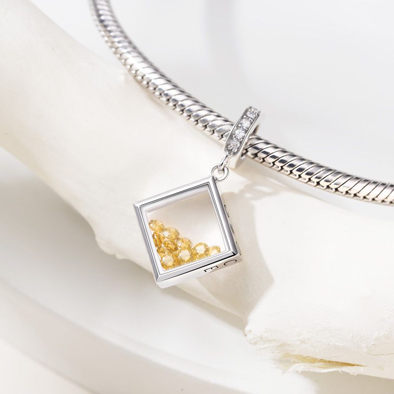 Square-shape Pendant
