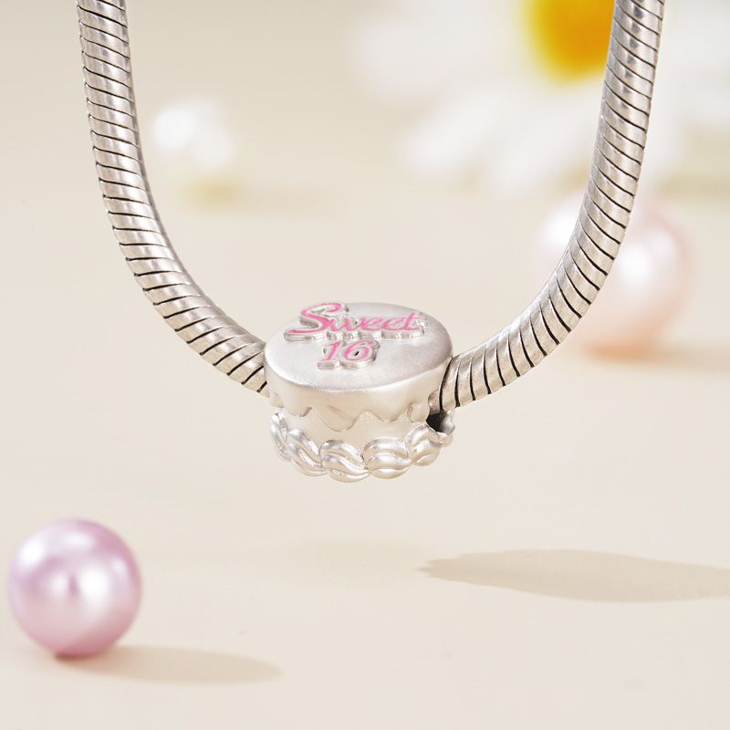 Sweet 16 Cake Charm