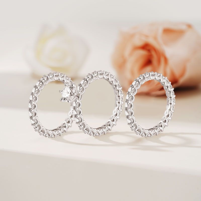 Round Cut Stackable Ring