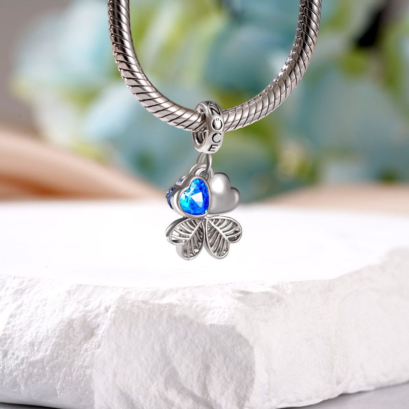 Cloverleaf & Wishbone Pendant