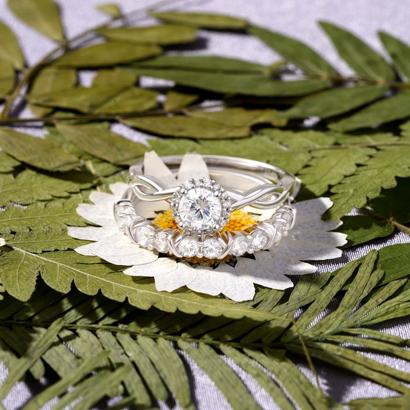 Round-cut Stackable Ring