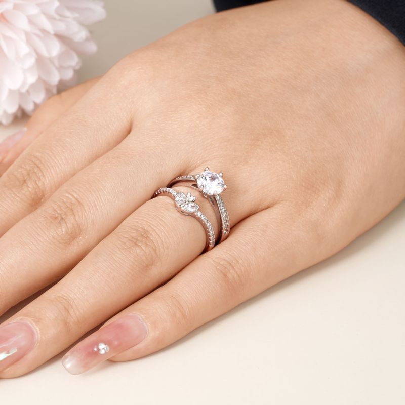 Round-cut Stackable Ring