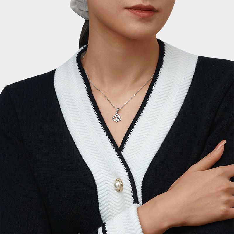 Sister Love Engravable Pendant