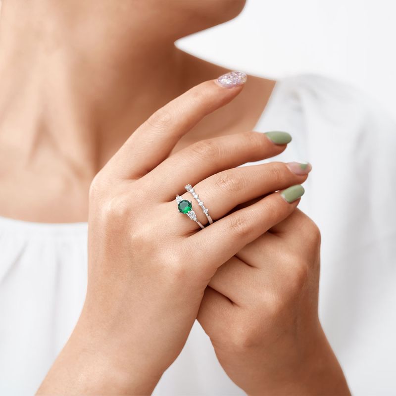 Round-cut Stackable Ring