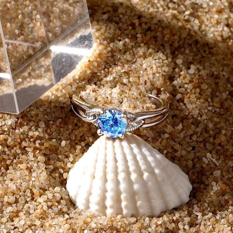 Round-cut Promise Ring
