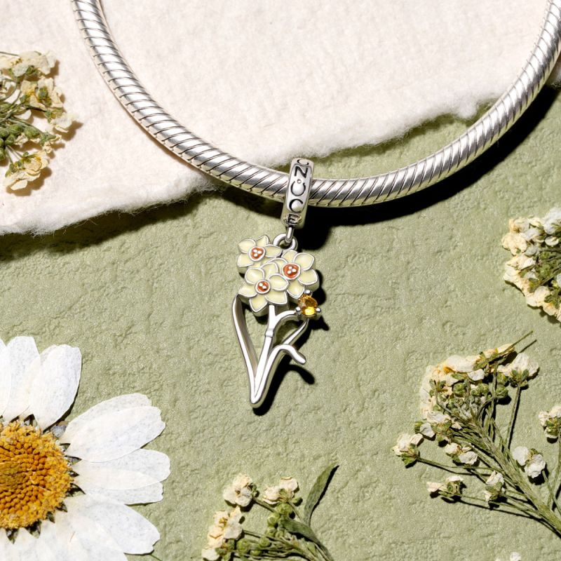 Dec.Birthday Flower Narcissus Pendant