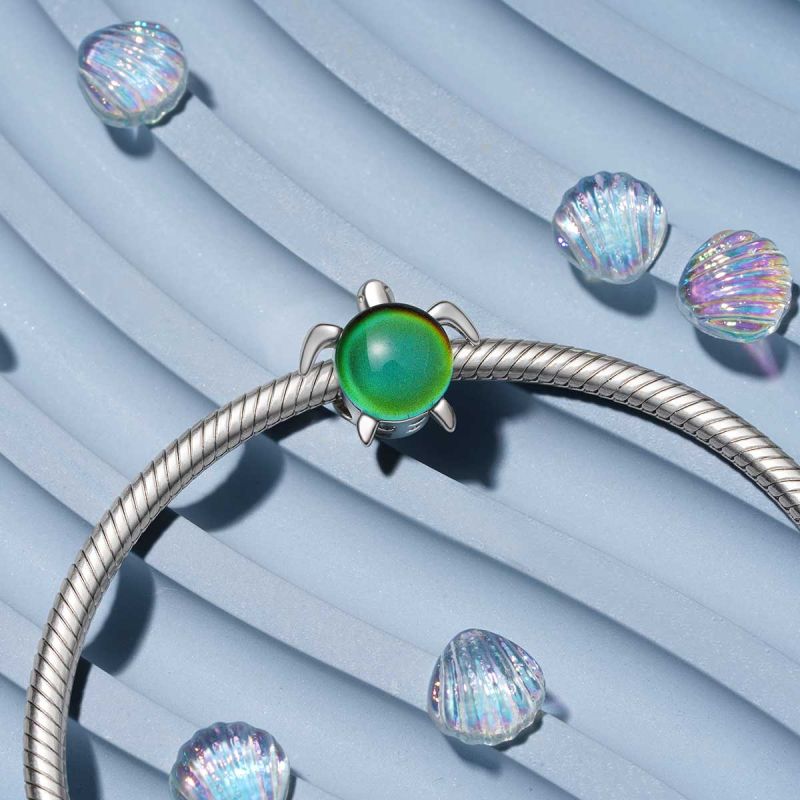 Sea Turtle Mood Charm