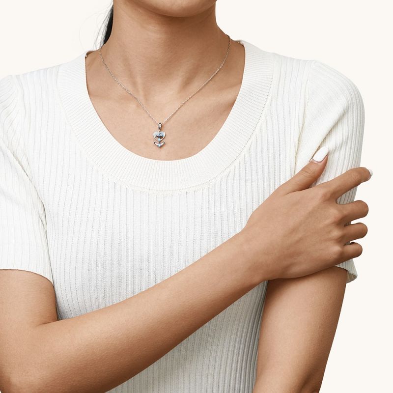 Anchor Dangling Pendant