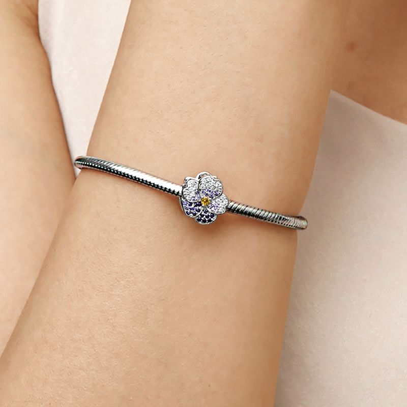 Pansy Charm