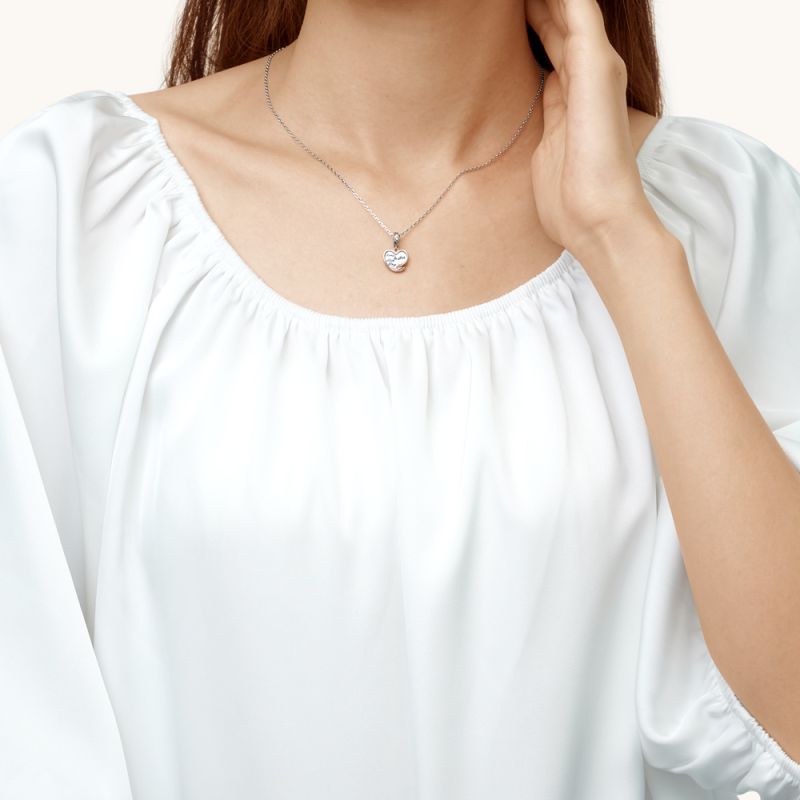 Engravable Family Name Pendant