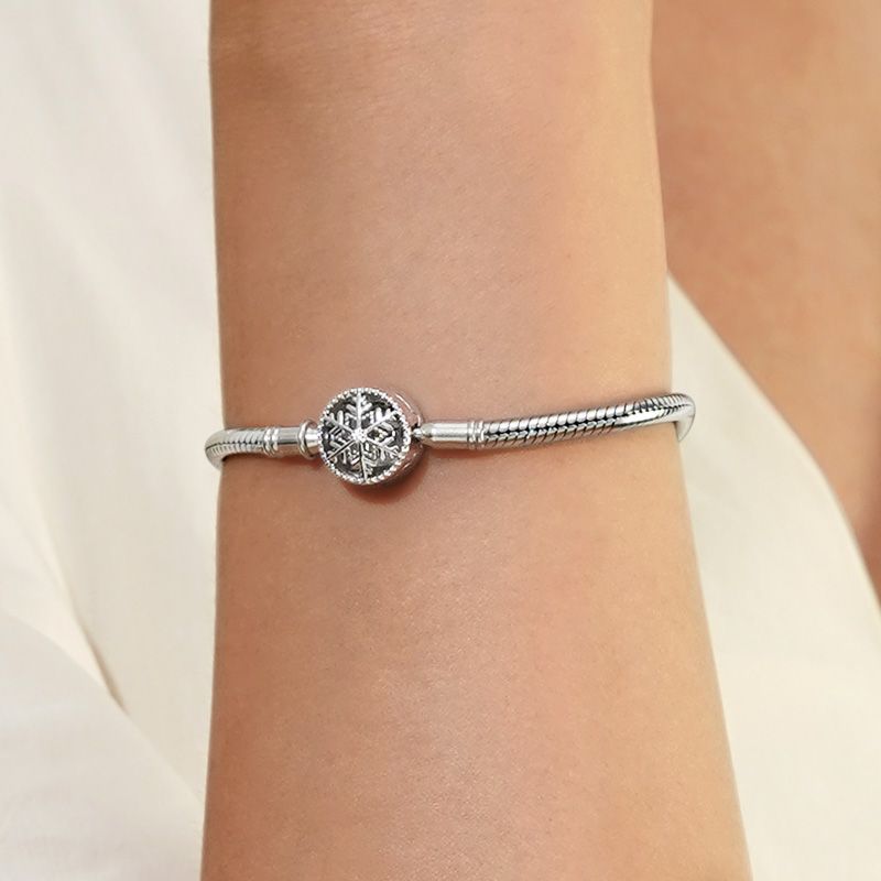 Snowflake Basic Bracelet
