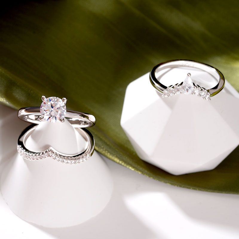 Round-cut Stackable Ring