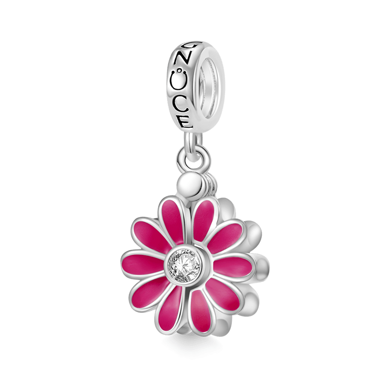 Engravable Daisy Pendant