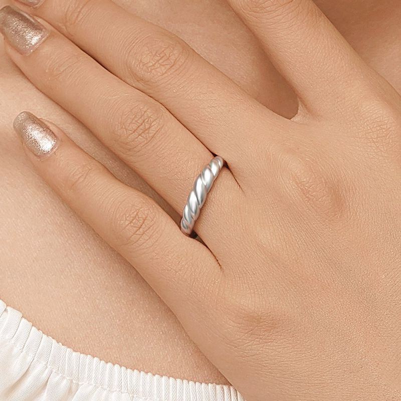 Croissant Dome Ring