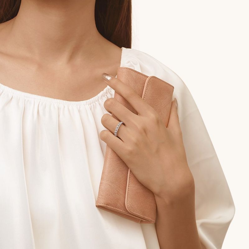 Iconic Twisted Ring
