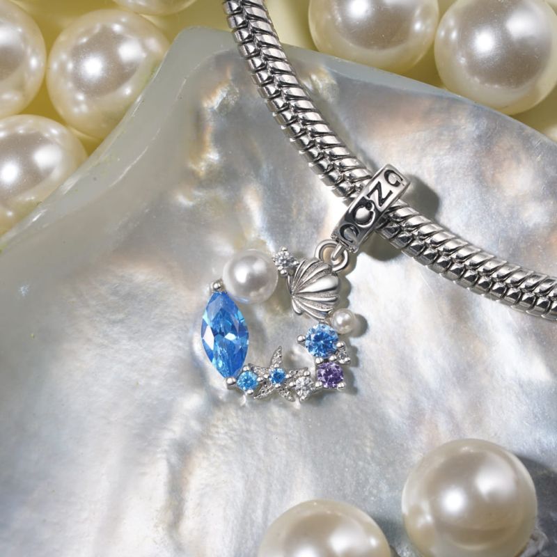 Shell Pearl Garland Pendant