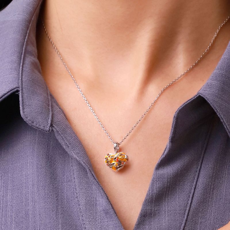 Heart Wireless LED Glow Venus Pendant