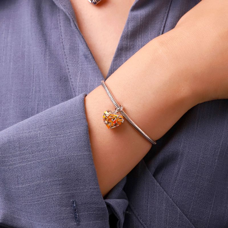 Heart Wireless LED Glow Venus Pendant