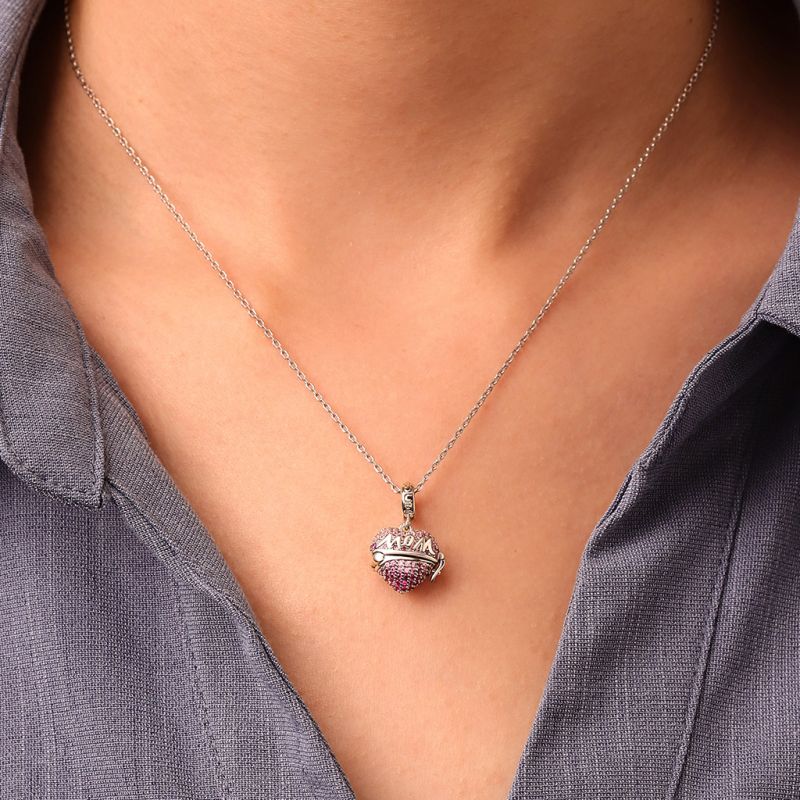 Openable MOM Heart Gift Pendant