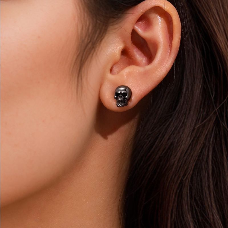 Gothic Black Skull Stud Earrings