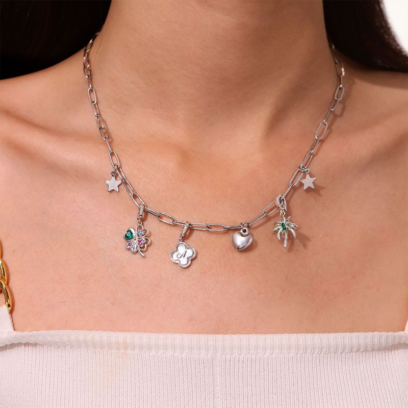 Four Leaf Clover Clasp Clusters Charm