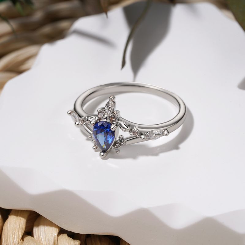 Sapphire Twist Leaf Ring