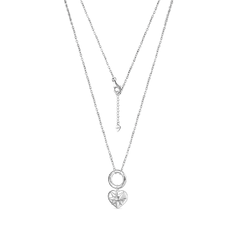 Circle Clasp Heart Necklace