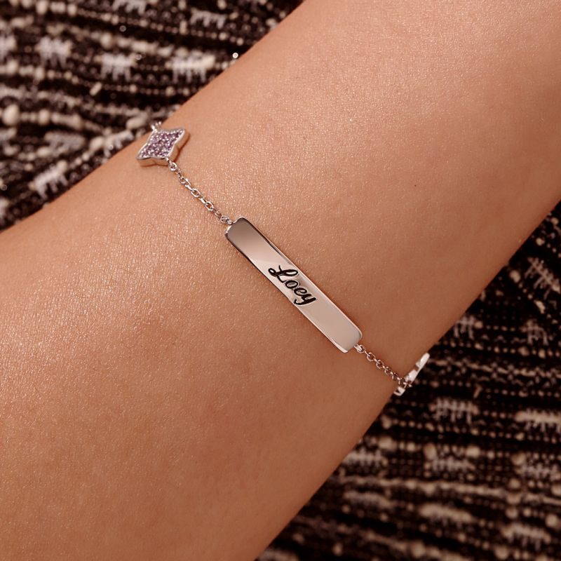 Engravable Four-Leaf Clover Bracelet