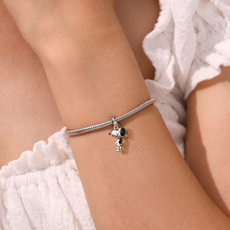 Peanuts Standing Snoopy Pendant
