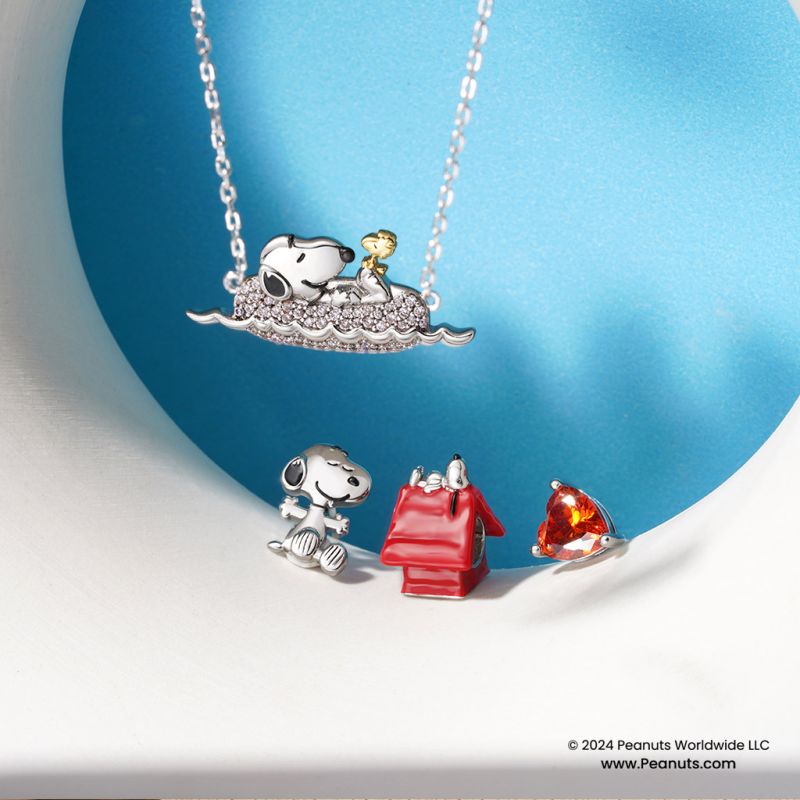 Peanuts Snoopy with Woodstock Necklace