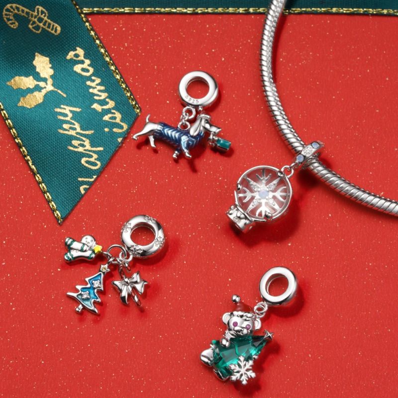 Christmas Tree Bear Pendant