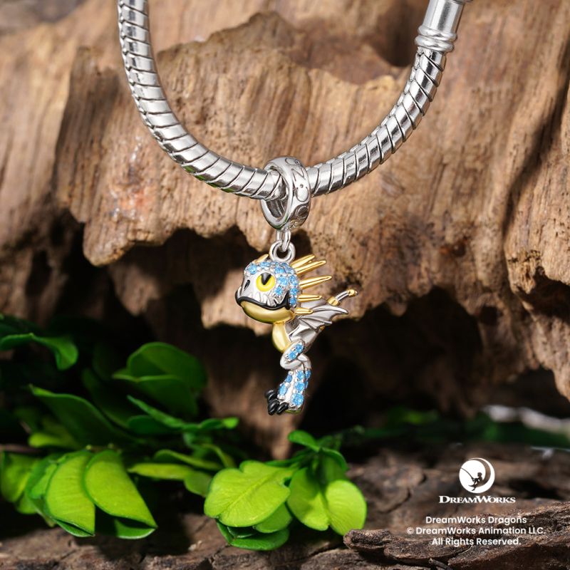 Deadly Nadder Dragon Pendant