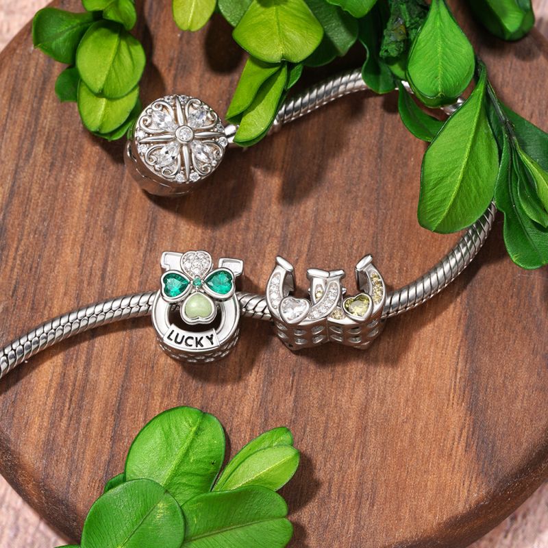 Rotating Four Leaf Clover Charm
