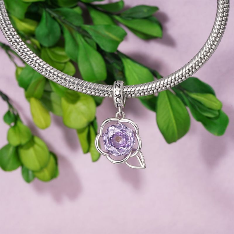 Rose-cut Floral Pendant
