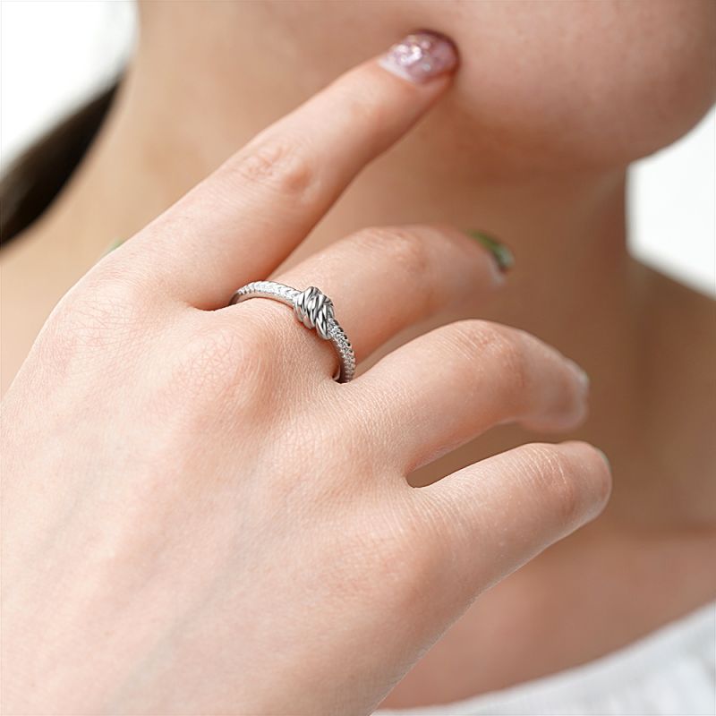 Knot Twisted Rope Channel Band Ring