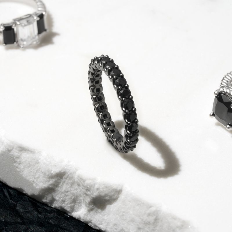 Black Onyx Round-cut Band