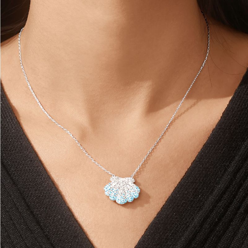 Shell Pendant Necklace
