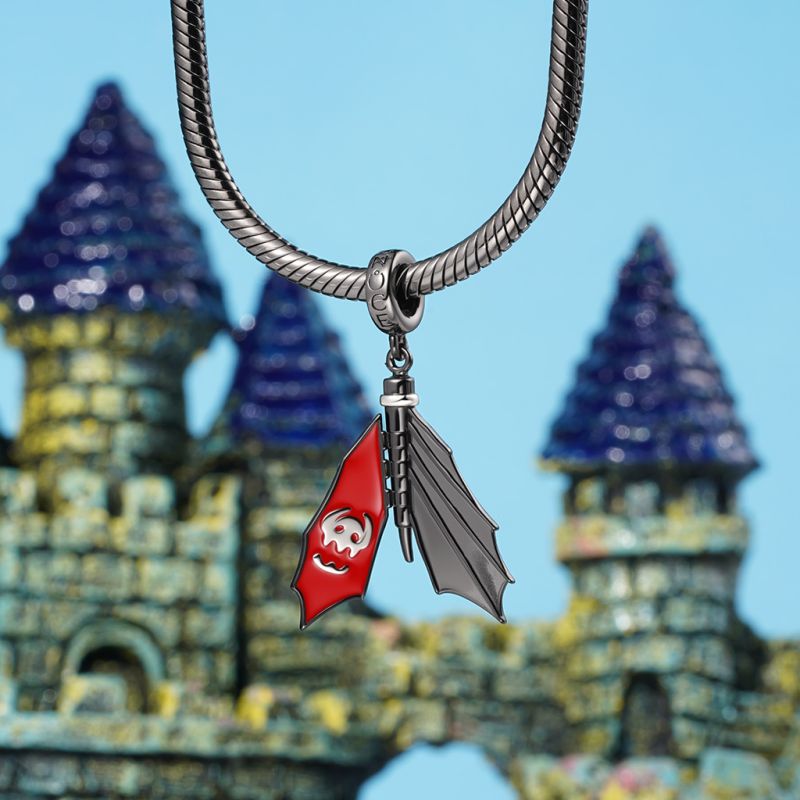 Toothless Tail-wagging Pendant
