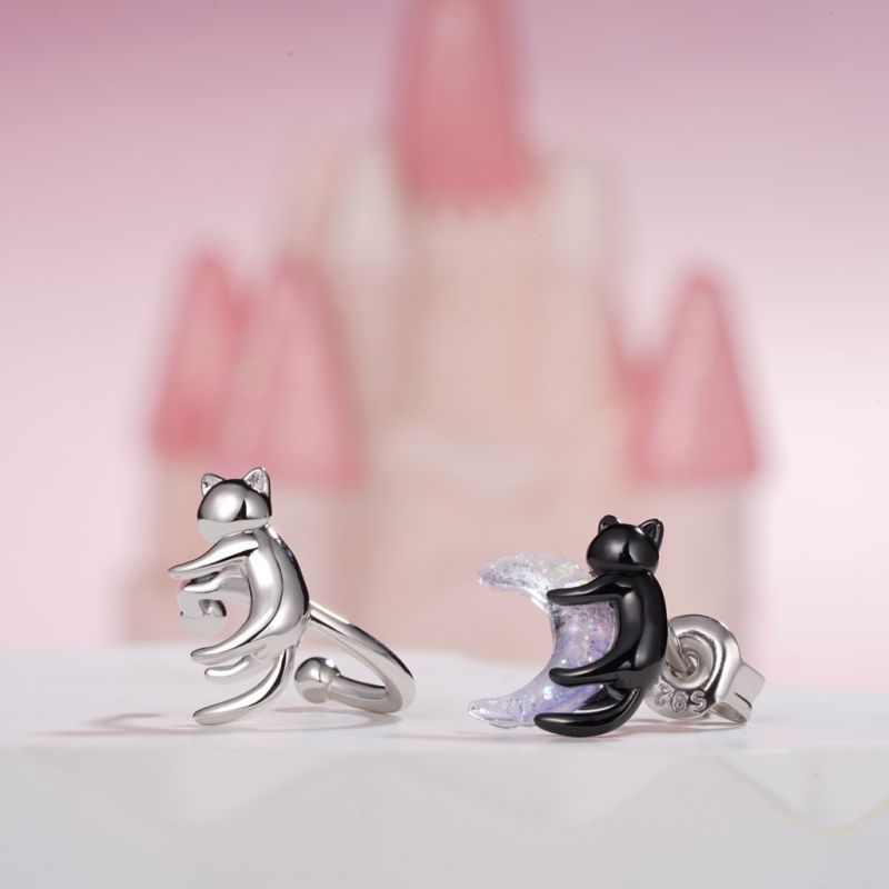 Black & White Cat Asymmetrical Ear Clips