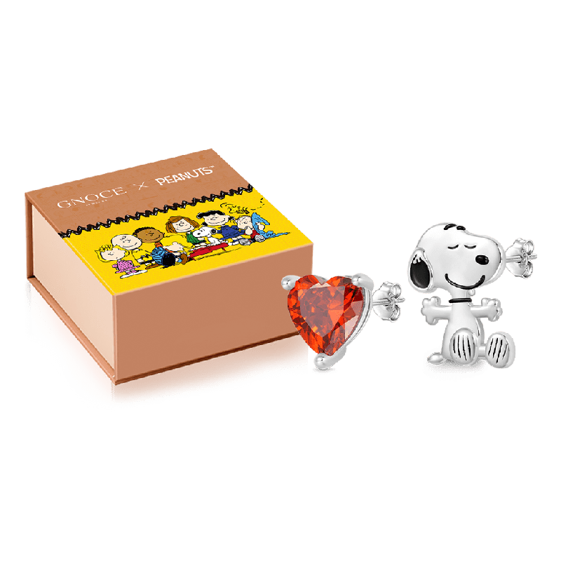 Peanuts Snoopy Heart Stud Earrings
