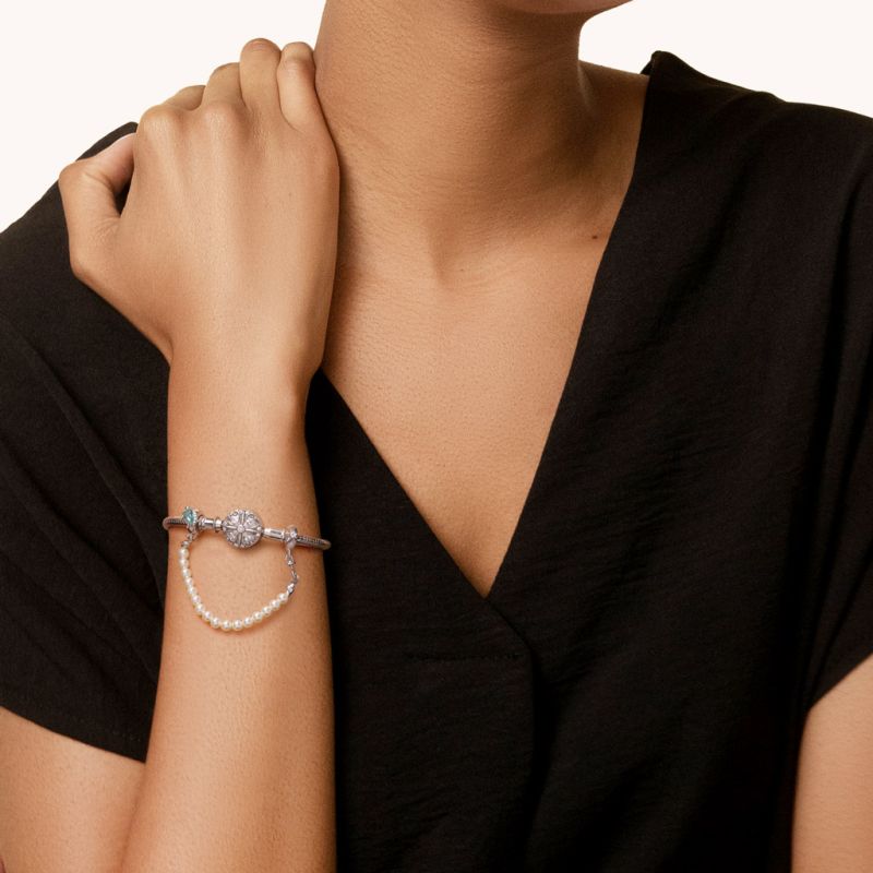 Pearl Safety Chain