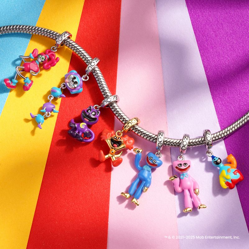 Mommy Long Legs Pendant
