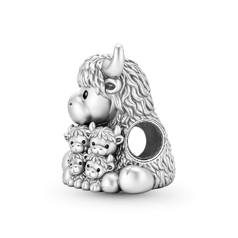 Highland Cow with Four Babies Charm