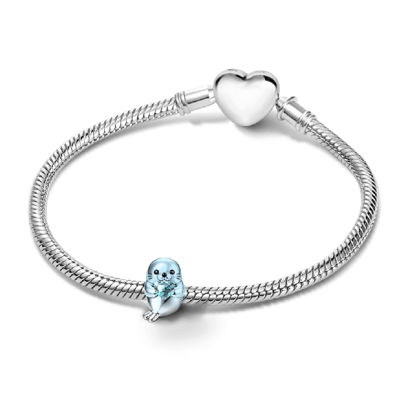 Seal Embraces Love Charm