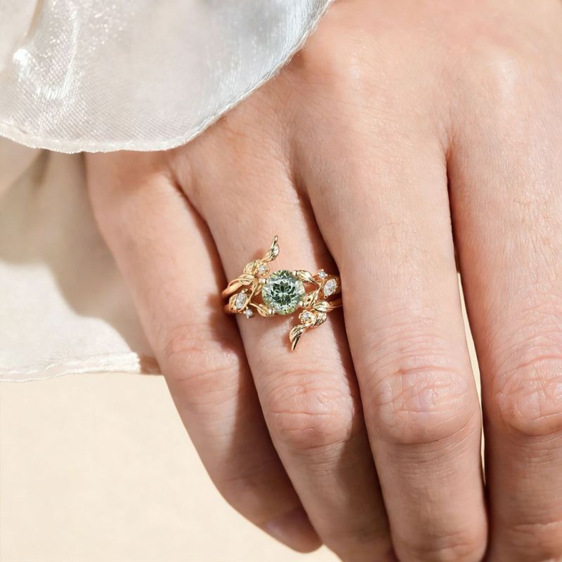 Round-Cut Engagement Ring Set