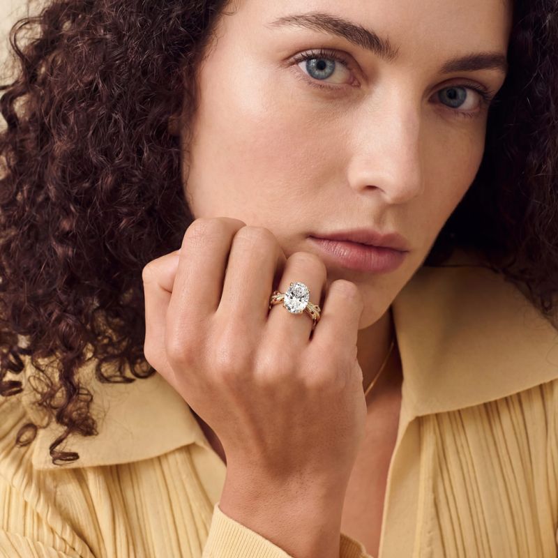 Twisted Band Oval-Cut Ring